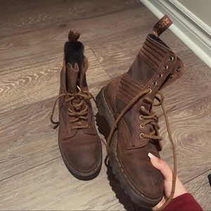 Dr Martens ‘Baden’ boot in Aztec & Dark Brown